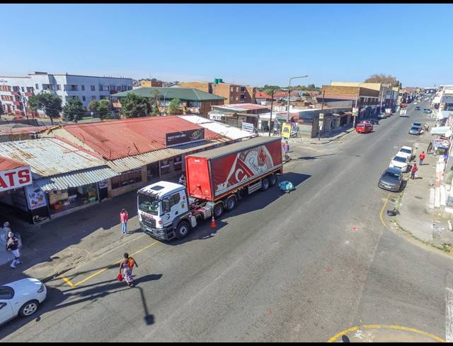 M² BUILDING FOR SALE IN ROSETTENVILLE
